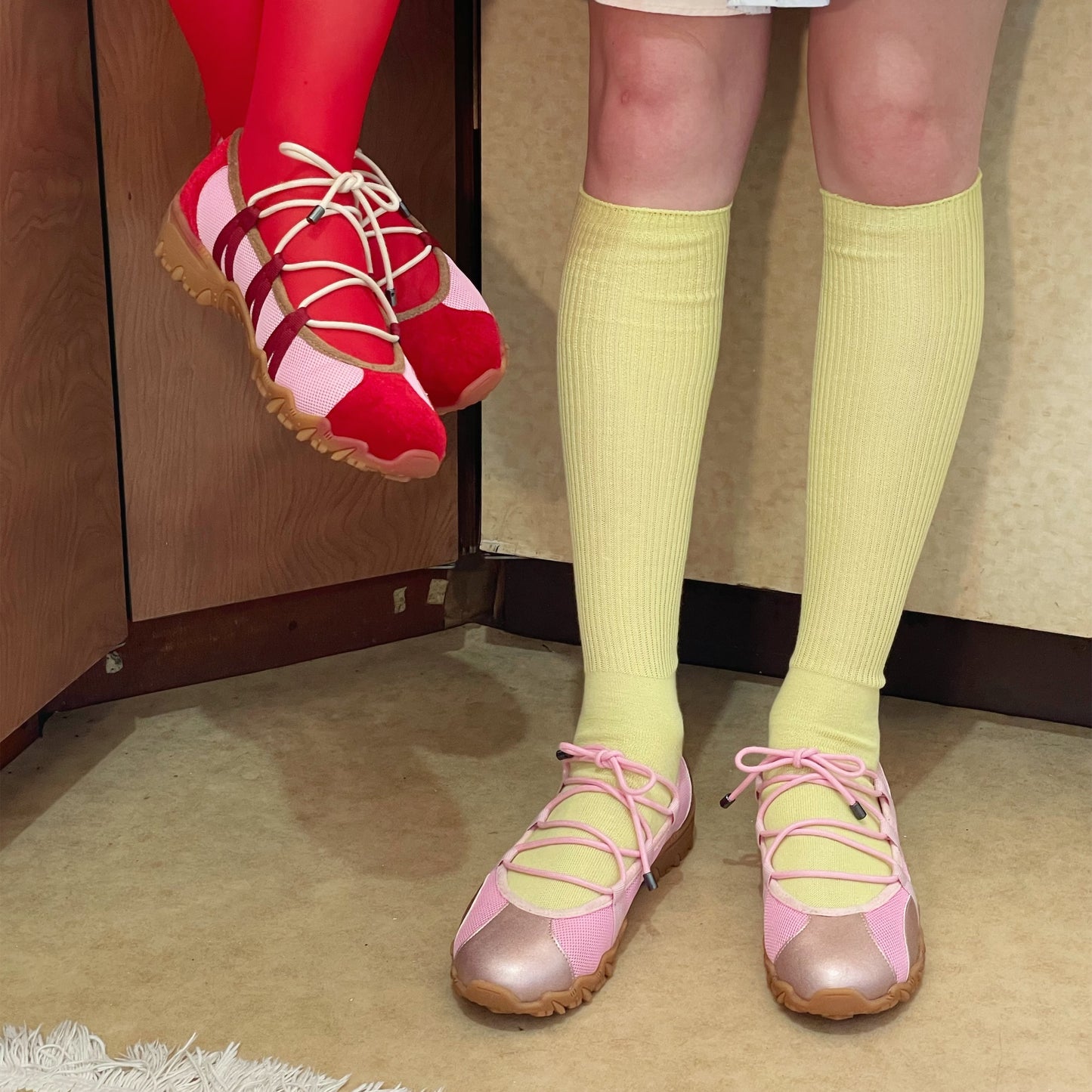Turn / Red x Pink / yushokobayashiシューズ