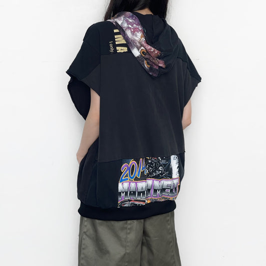 CUT-OFF HOODIE REMODELED FROM VINTAGE T-SHIRT / BLACK / カットオフヴィンテージフーディー