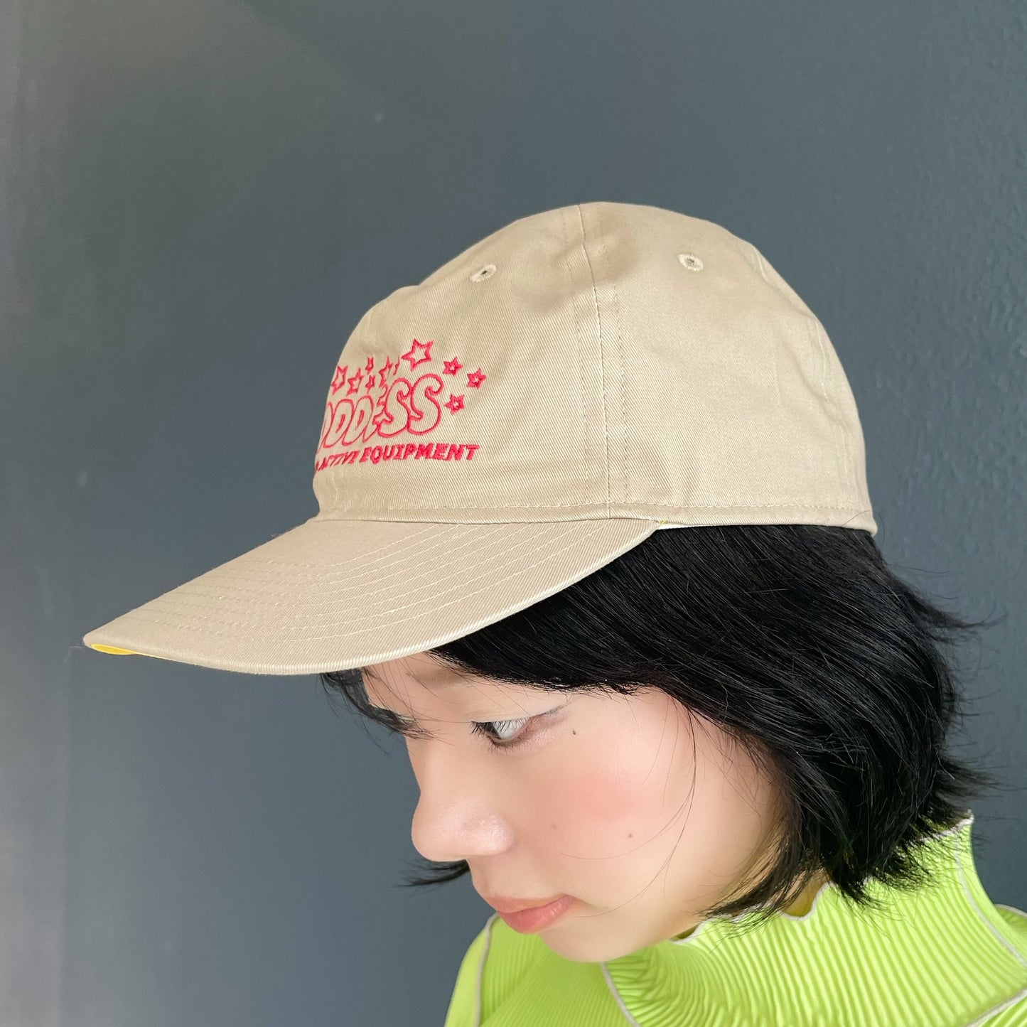 EMBROIDERY 2TONE CAP / BEIGE / 刺繍2トーンキャップ