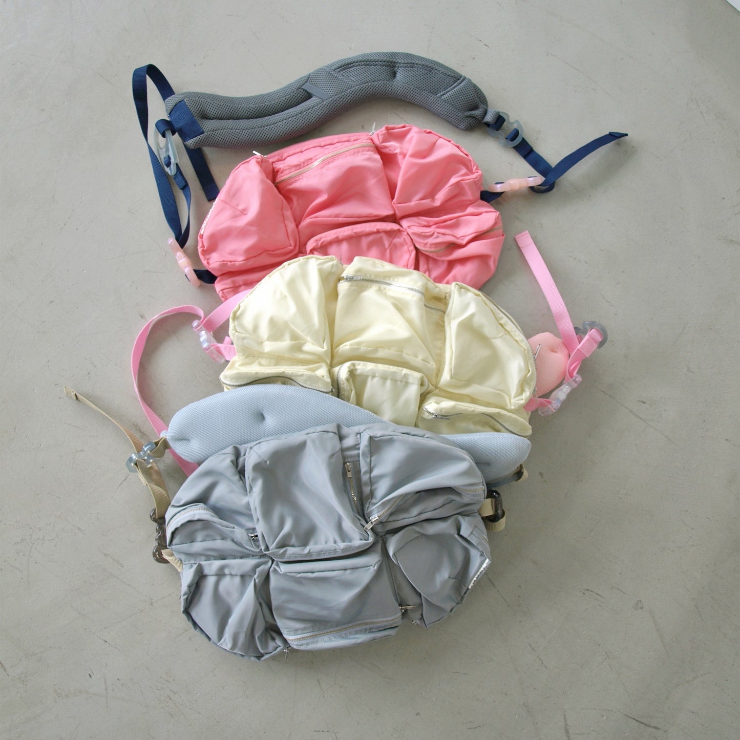 【SHEEP LIMITED】 MIKIOSAKABE 7pokets bag / Cream×Pink×Blue / ショルダーバッグ