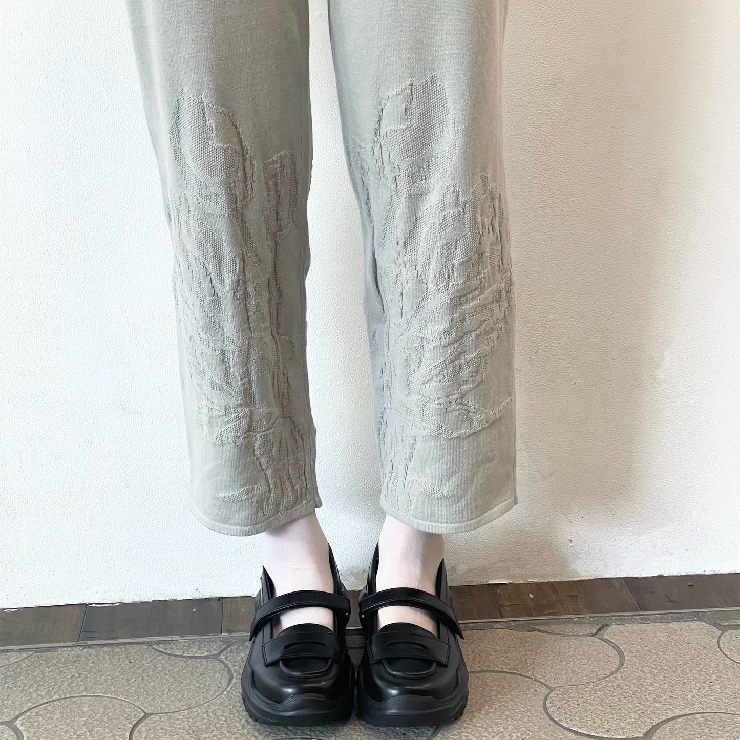tulip knit pants / gray / チューリップニットパンツ