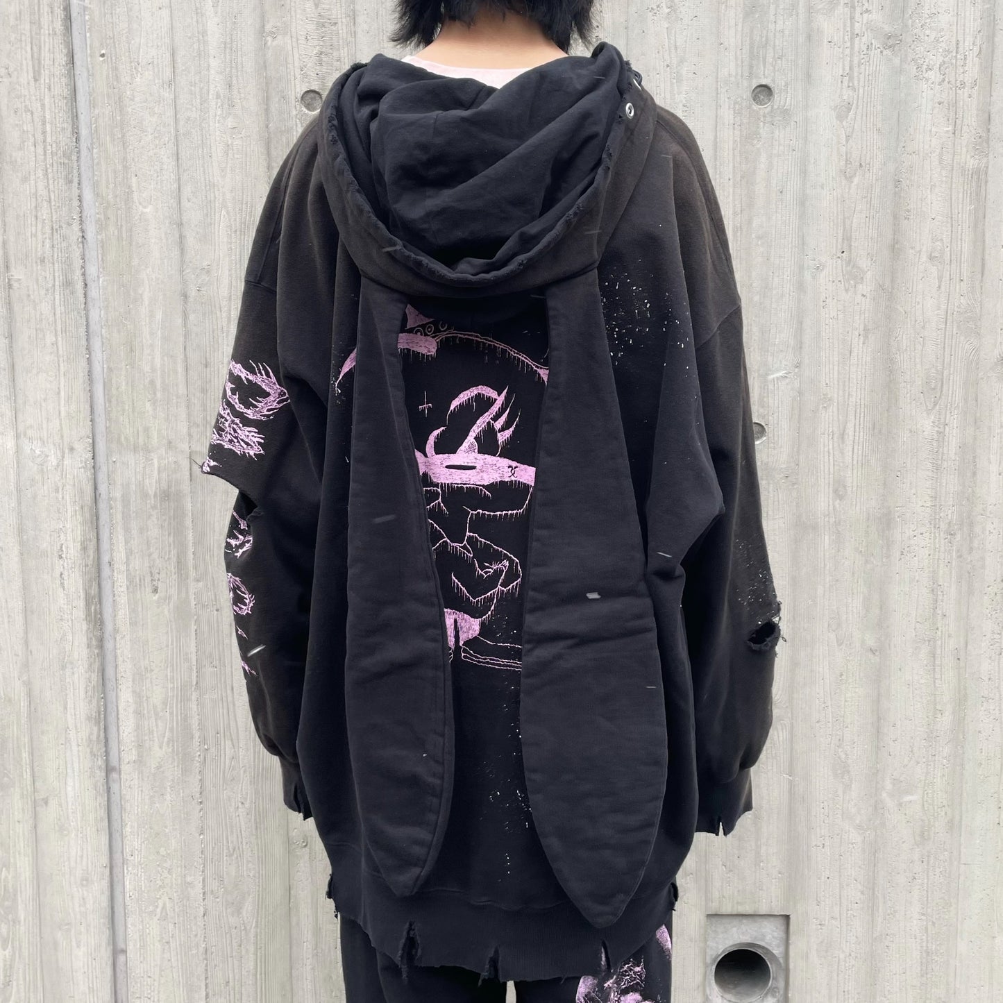 DESTROYED BUNNY HOODIE BIOSTONE WASHED DAMAGE STAIN PROCESSED / BLACK / うさ耳フーディー