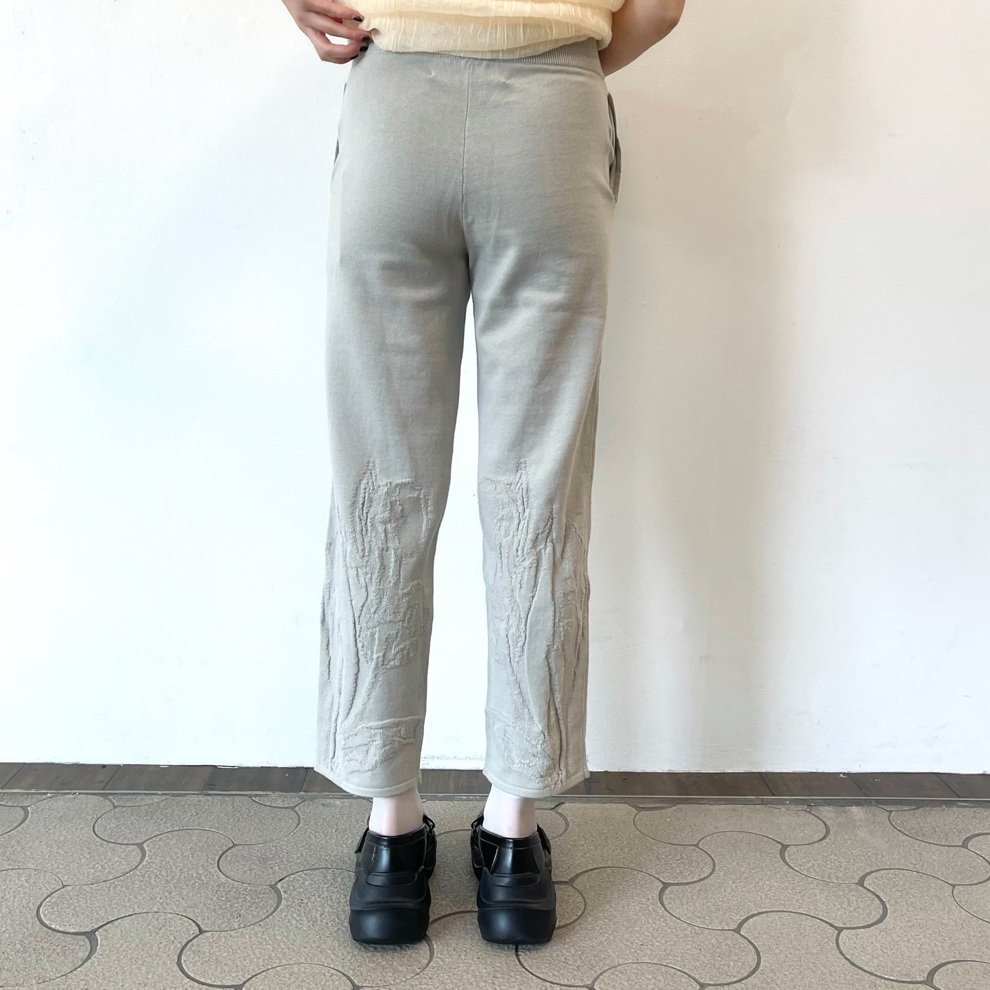 tulip knit pants / gray / チューリップニットパンツ