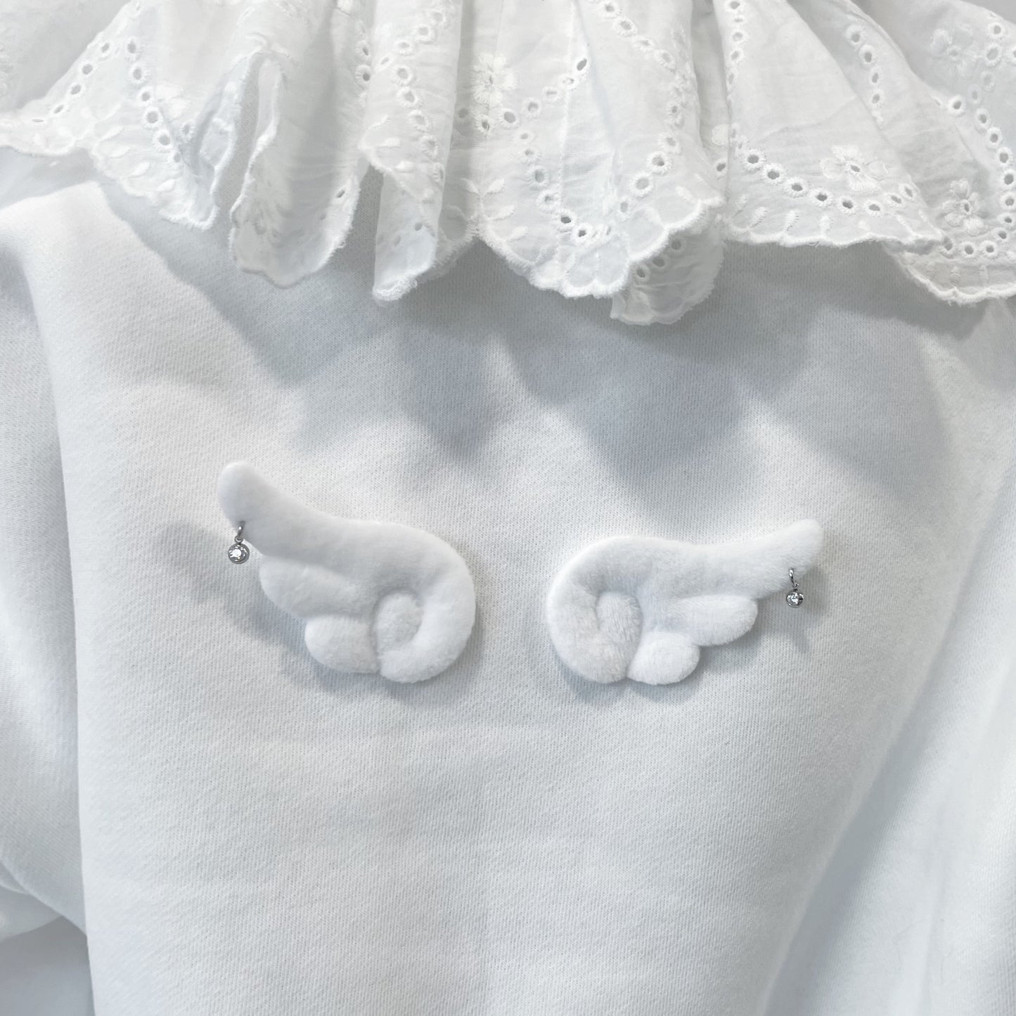 Angelic wings sweatshirt / White / スウェットトップ