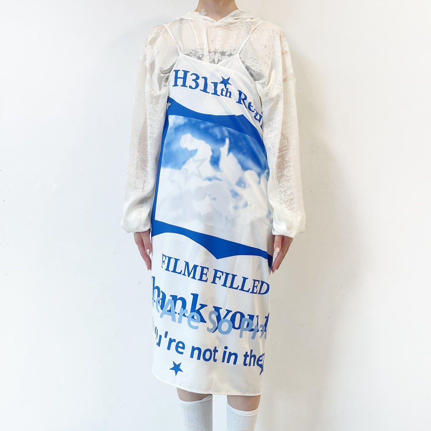 Banner Dress / White / グラフィックワンピース