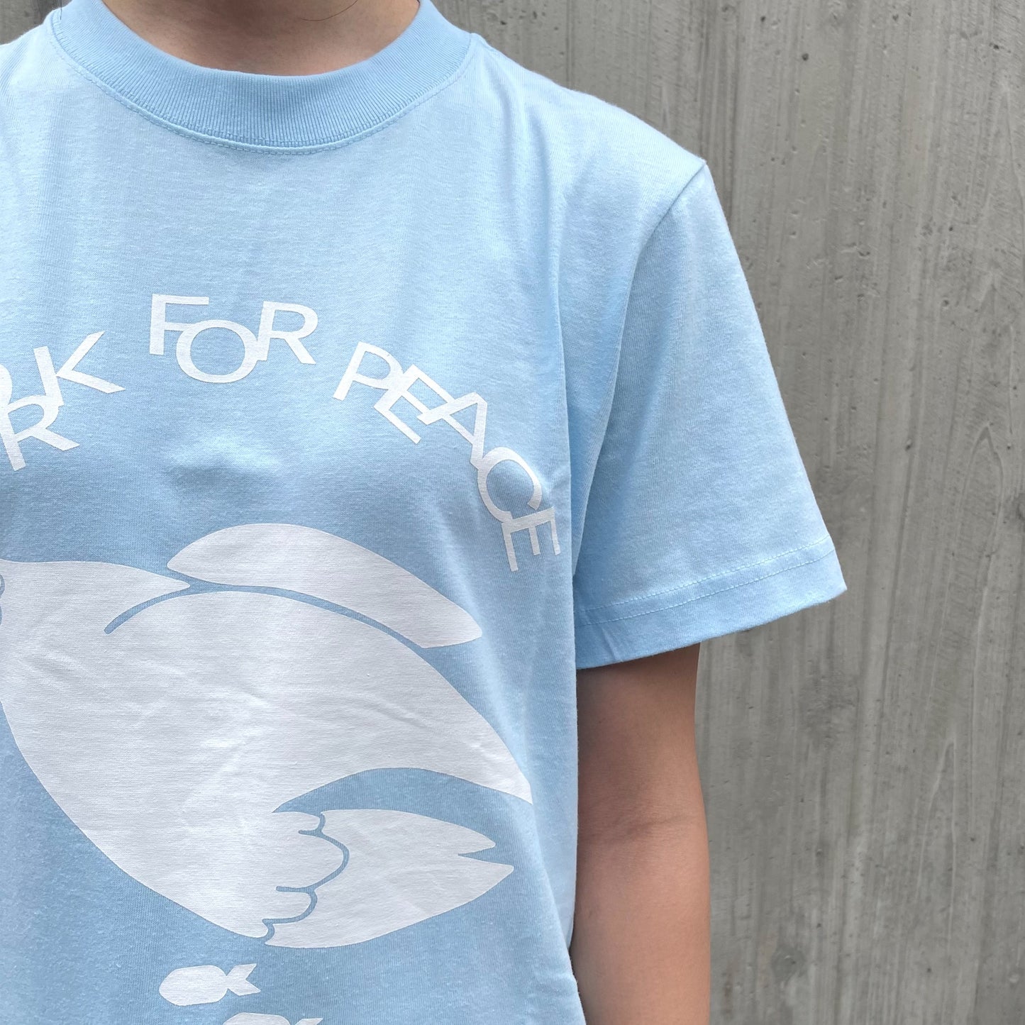 PEACE T / Sky Blue / グラフィックTシャツ