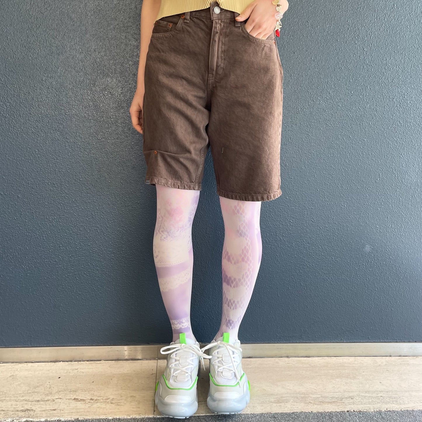 LOOSE ROLLED-UP HALF PANTS / BROWN / ルーズロールアップハーフパン