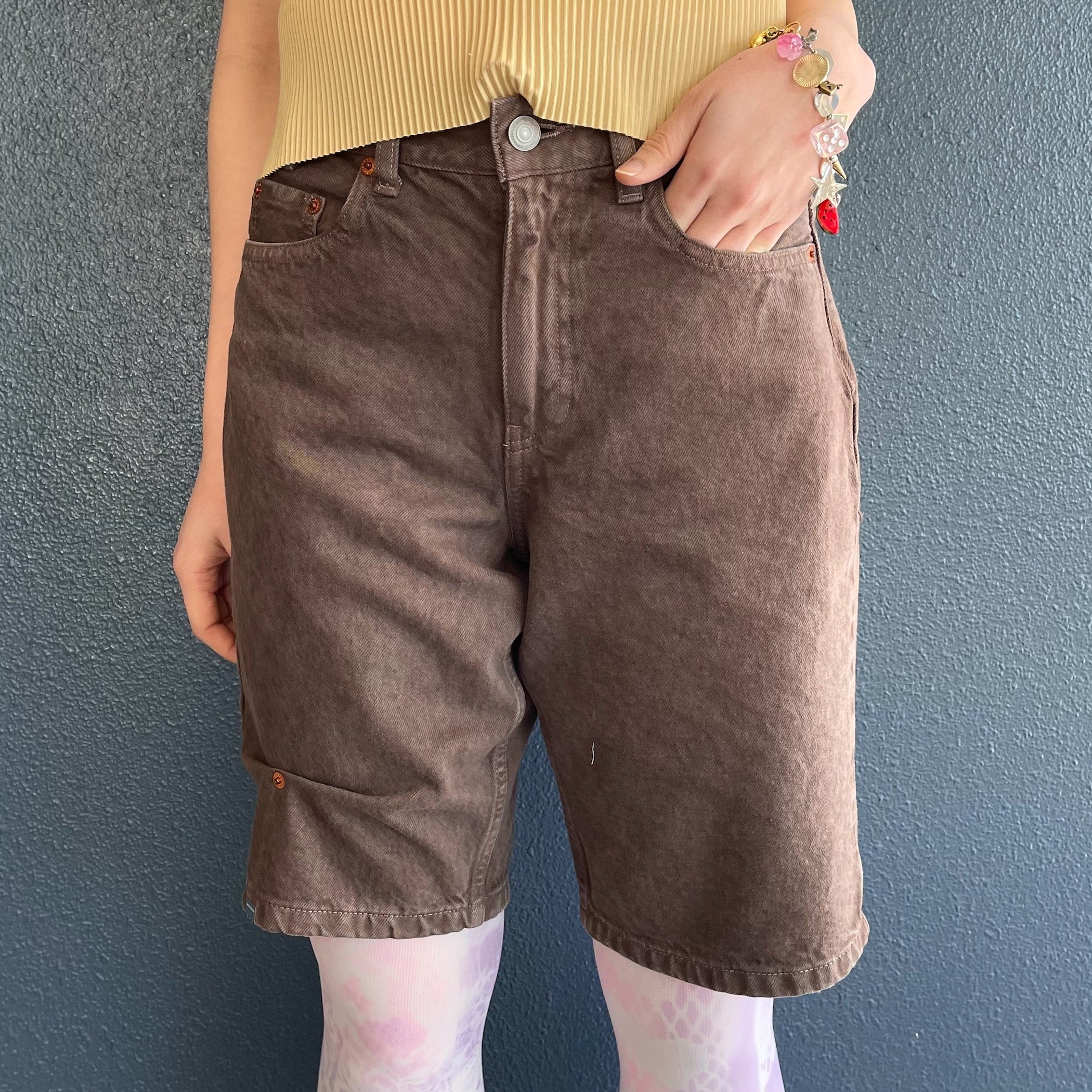 LOOSE ROLLED-UP HALF PANTS / BROWN / ルーズロールアップハーフパン