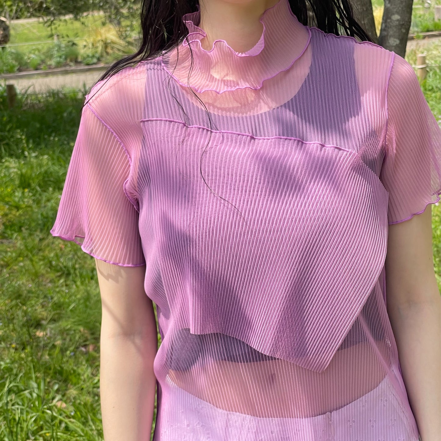 SHEER LAYERED SHORT SLEEVE TOP / PURPLE / シアープリーツショートスリーブトップ