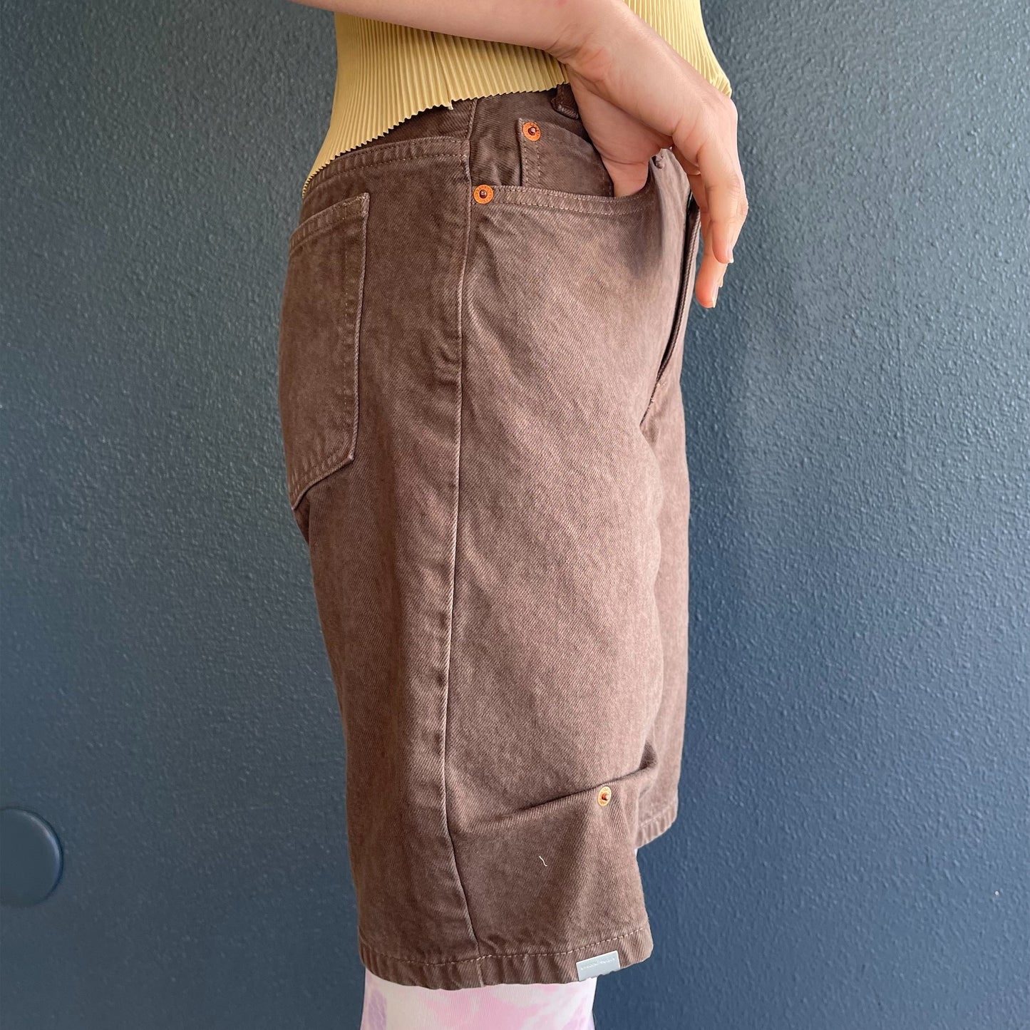 LOOSE ROLLED-UP HALF PANTS / BROWN / ルーズロールアップハーフパン