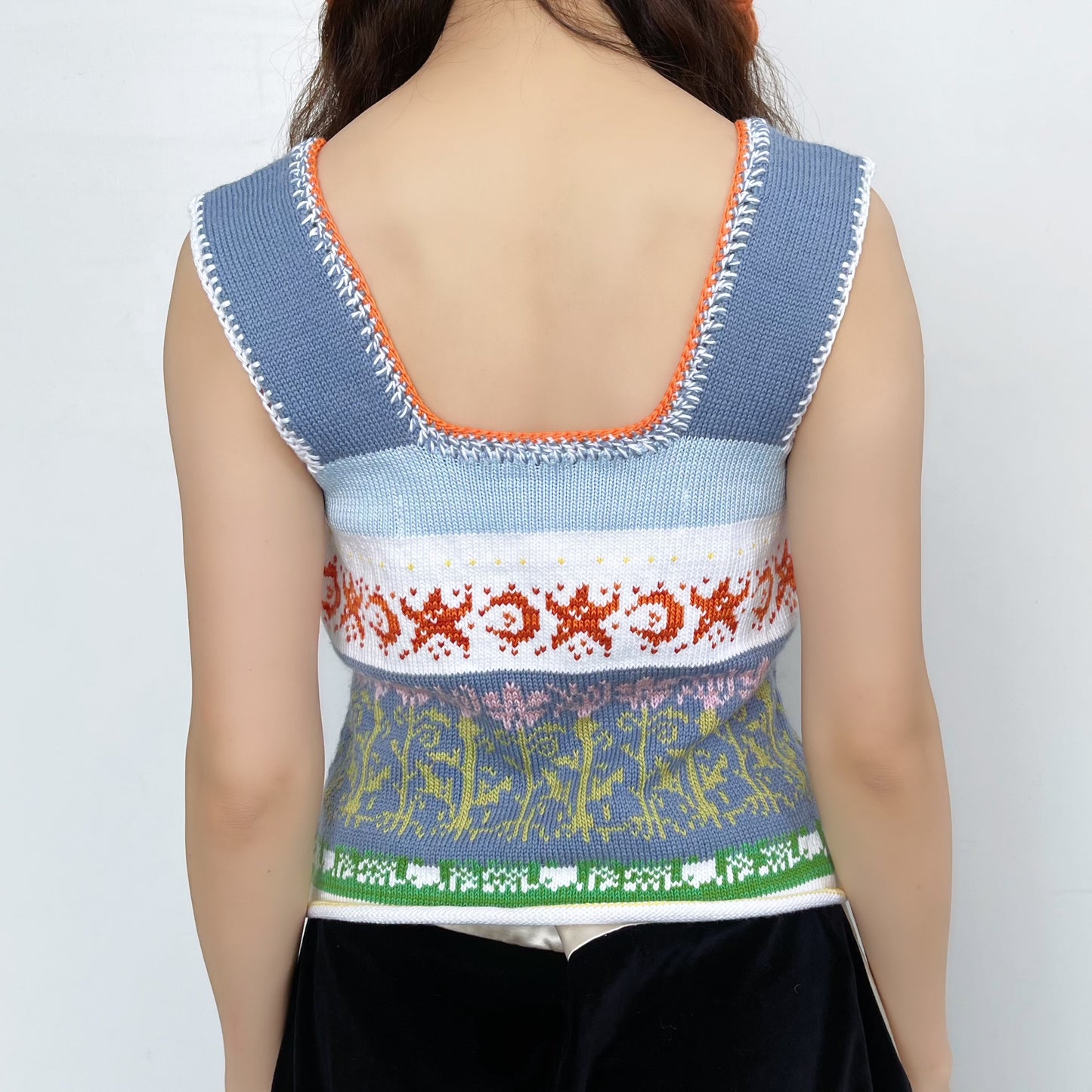 Lily snowy sky tank top / white × blue / ニットタンクトップ