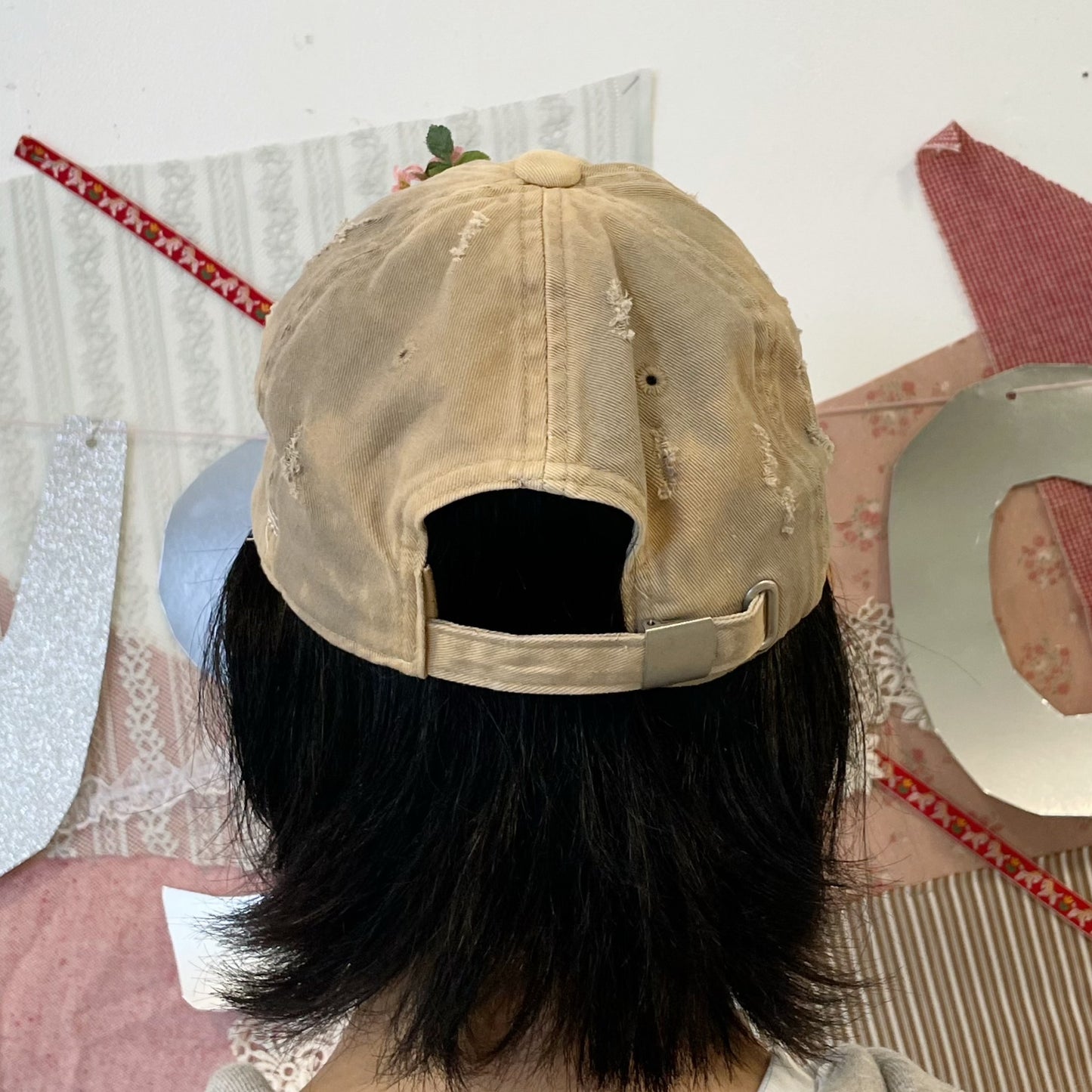 Broken cap / Beige / モチーフキャップ