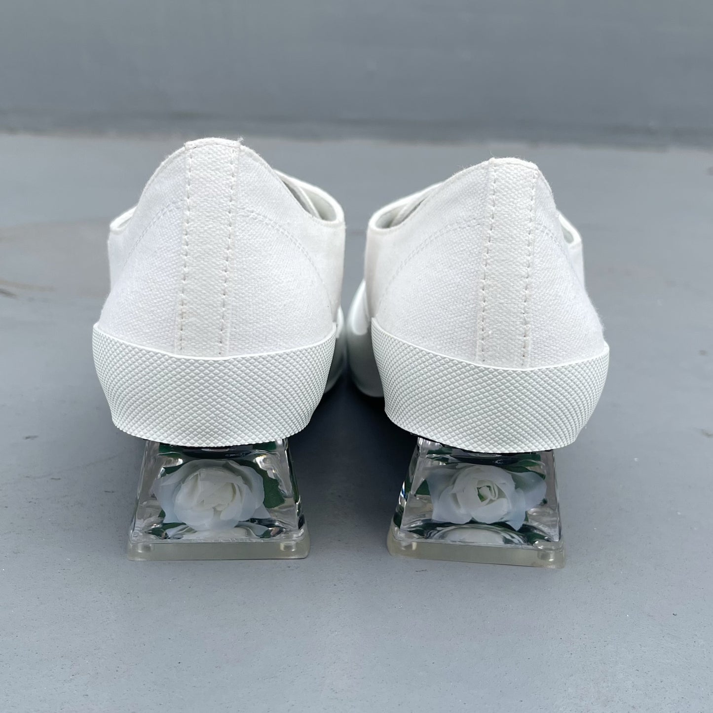 SLIP ON HEELS / WHITE / フラワーヒールスリッポン