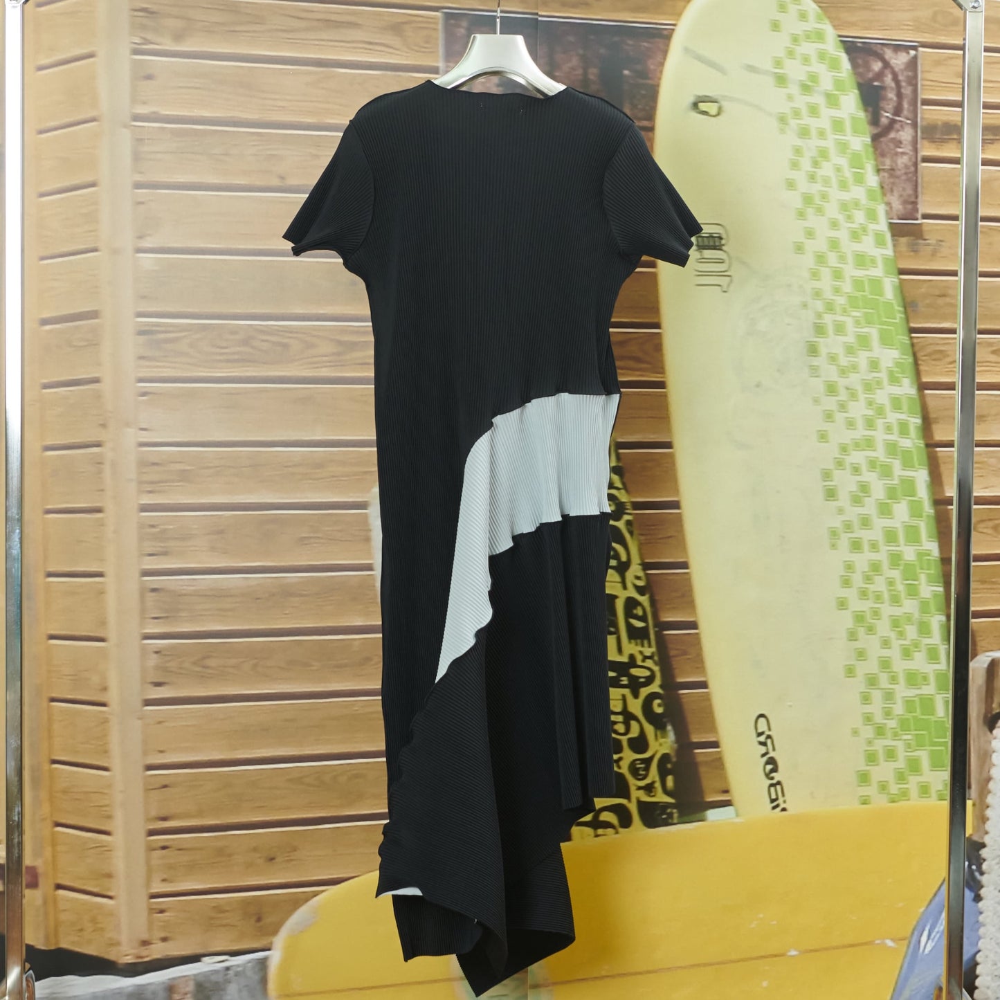 ARCH DRESS *SHORT SLEEVE / BLACK / プリーツアーチドレス