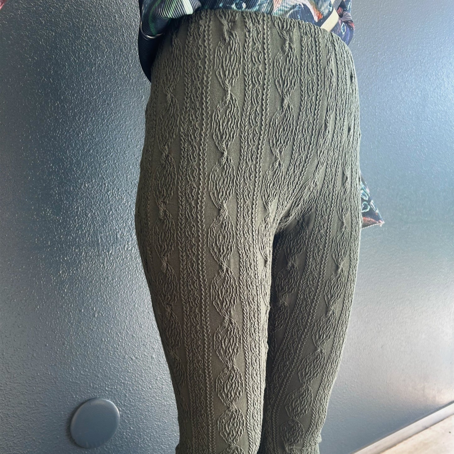 SHRUNK-KNIT LEGGING PANTS / KHAKI / シュリンクパンツ