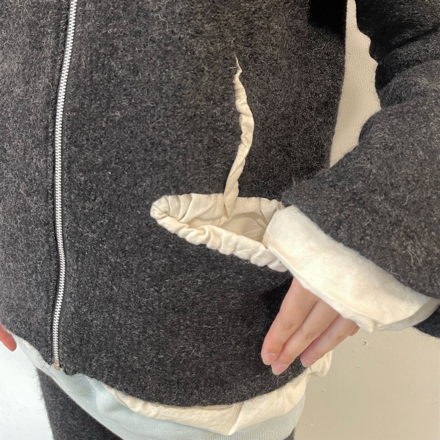 fulling hoody / charcoal gray / 縮絨ニットフーディー