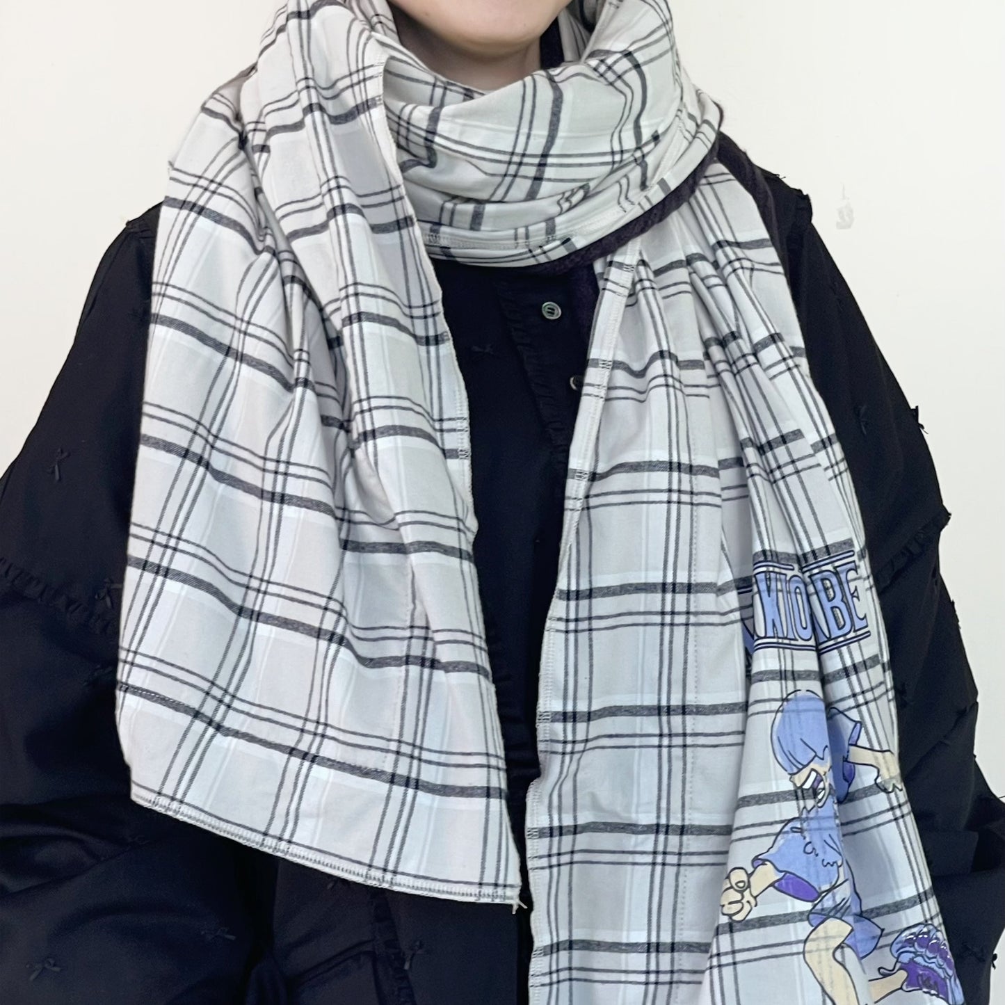 PIGGY PRINT MUFFLER / GRAY / グラフィックプリントマフラー