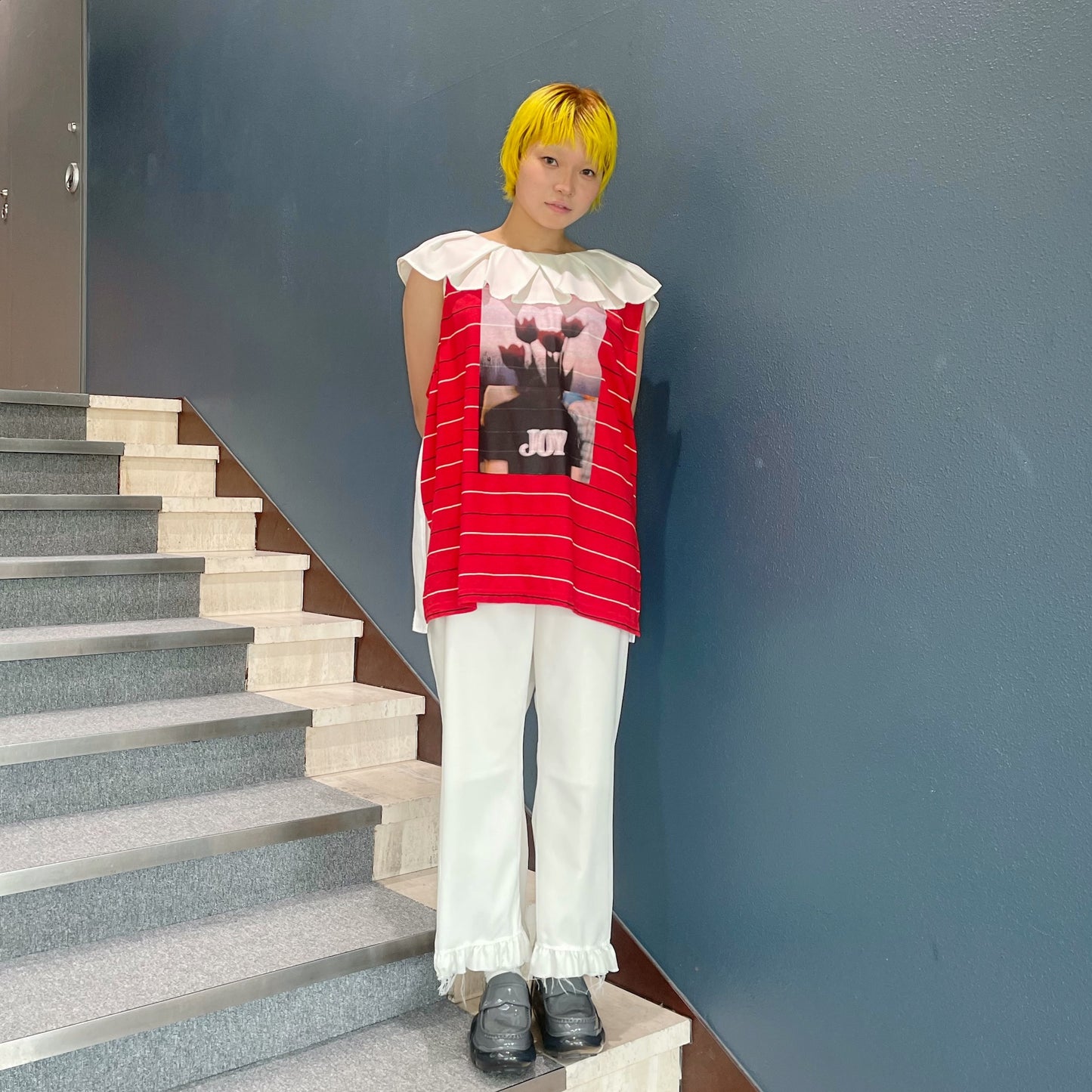 V NECK SLEEVELESS T / JOY / 2WAYグラフィックTシャツ