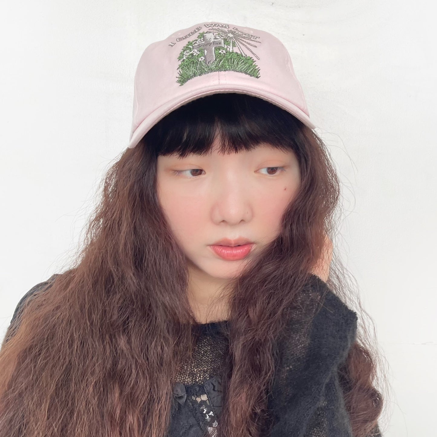 LOST & FOUND CAP / PINK / 刺繍キャップ
