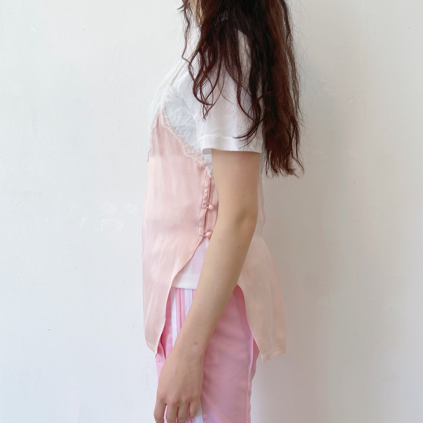 sunday&monday top / pink × white lace / ドッキングレースキャミソール