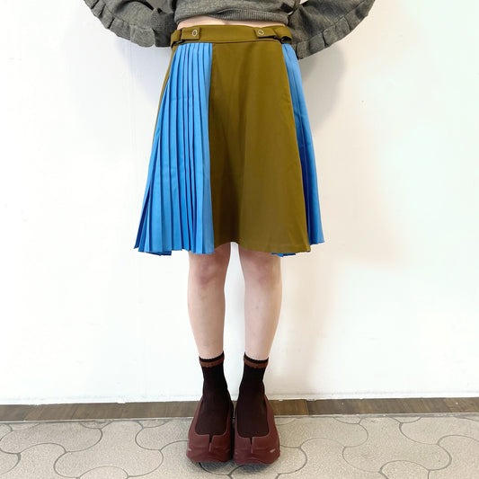 ADUSTER PLEATS MINI SKIRT / MUSTARD x LIGHT BLUE / アジャスタープリーツミニスカート