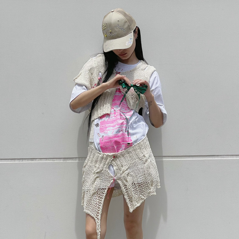 piece of letter knit vest / beige / ニットベスト