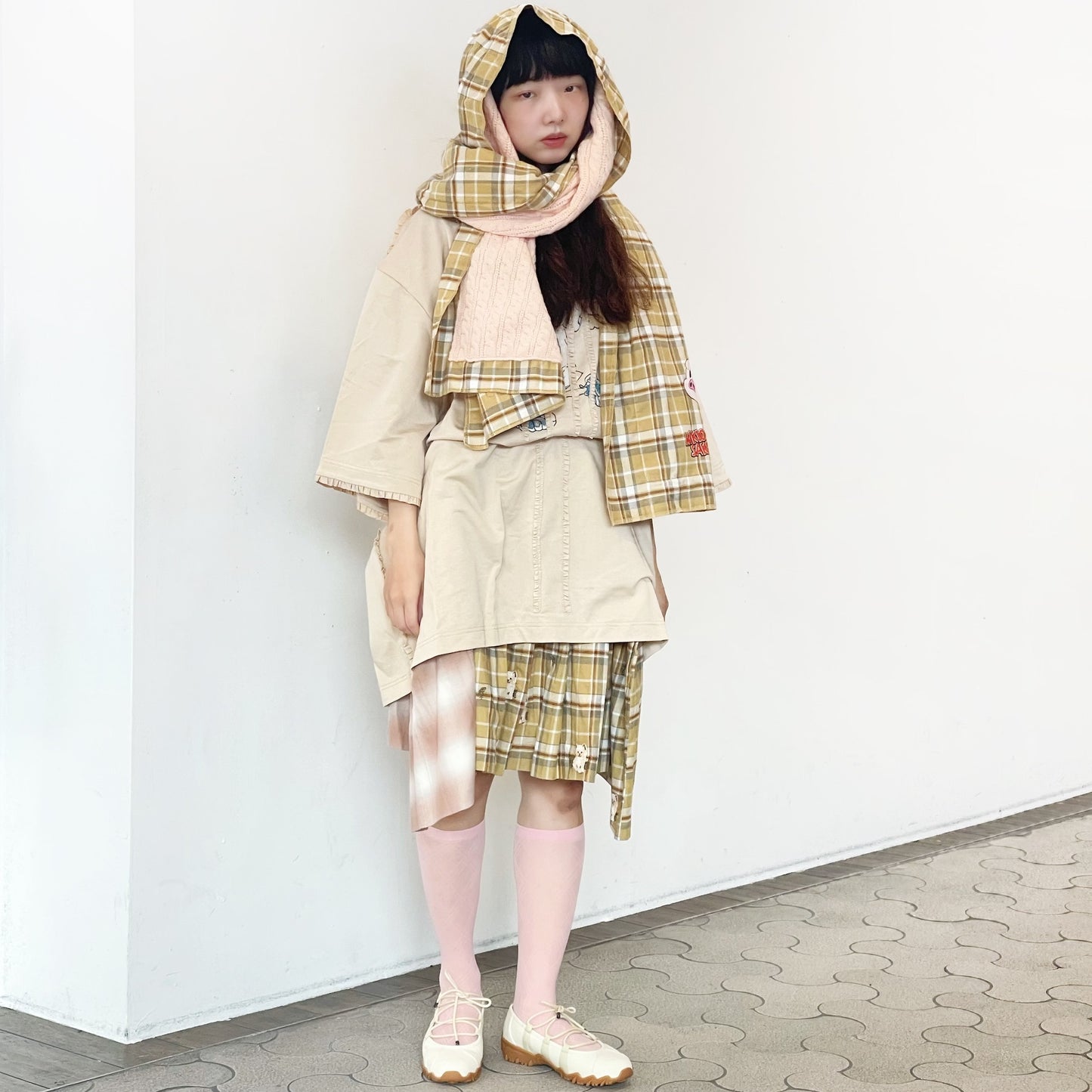 WASHED RUNNER T-SHIRT / BEIGE / ウォッシュ加工フリルTシャツ