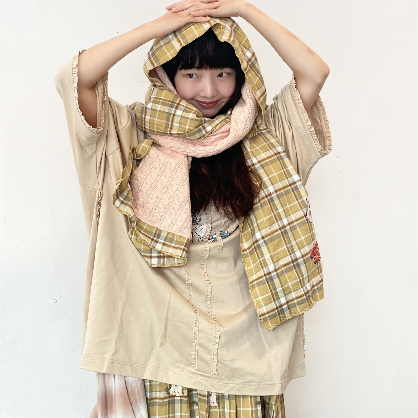 WASHED RUNNER T-SHIRT / BEIGE / ウォッシュ加工フリルTシャツ