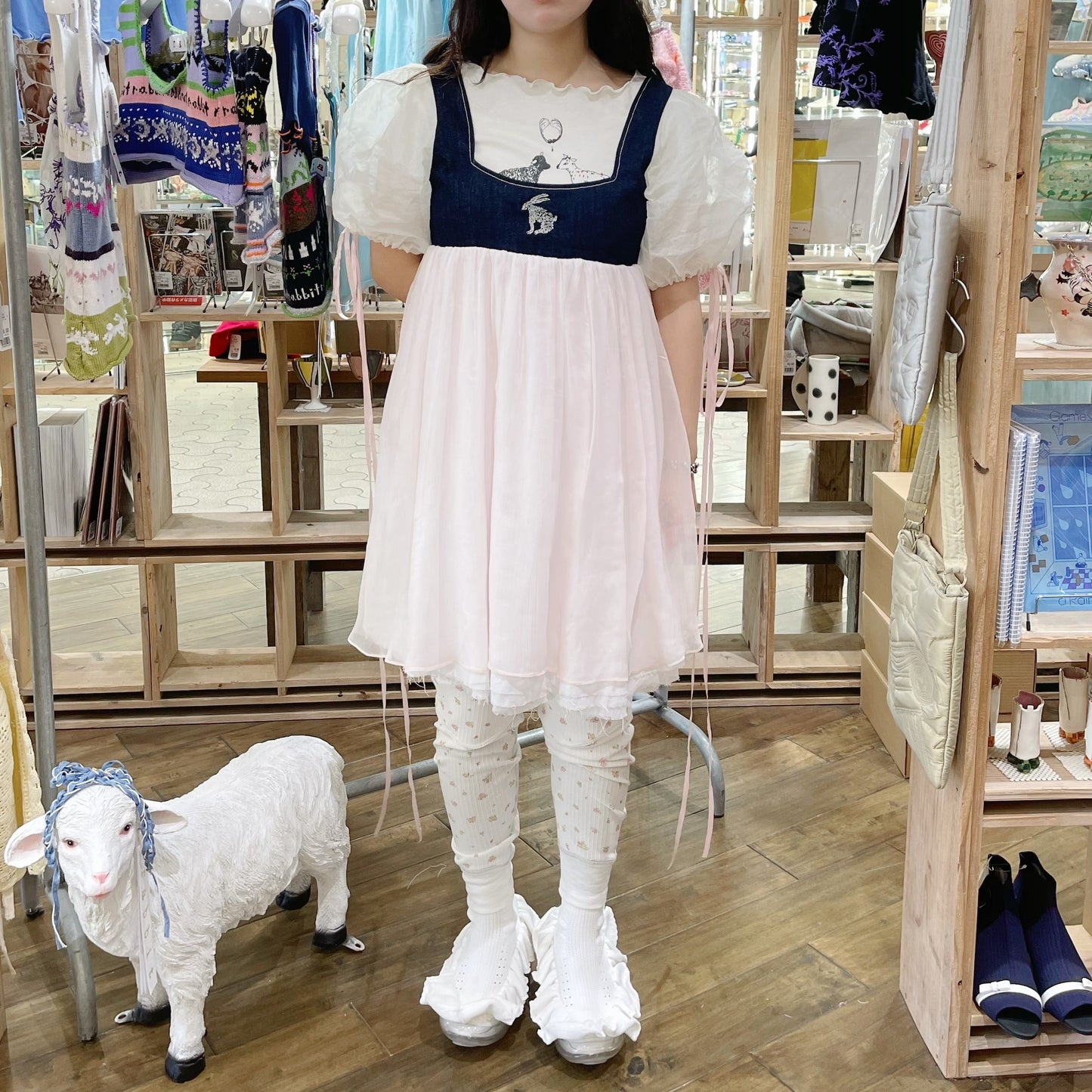 Seline dress / Solo rabbit embroidered / デニムミニドレス