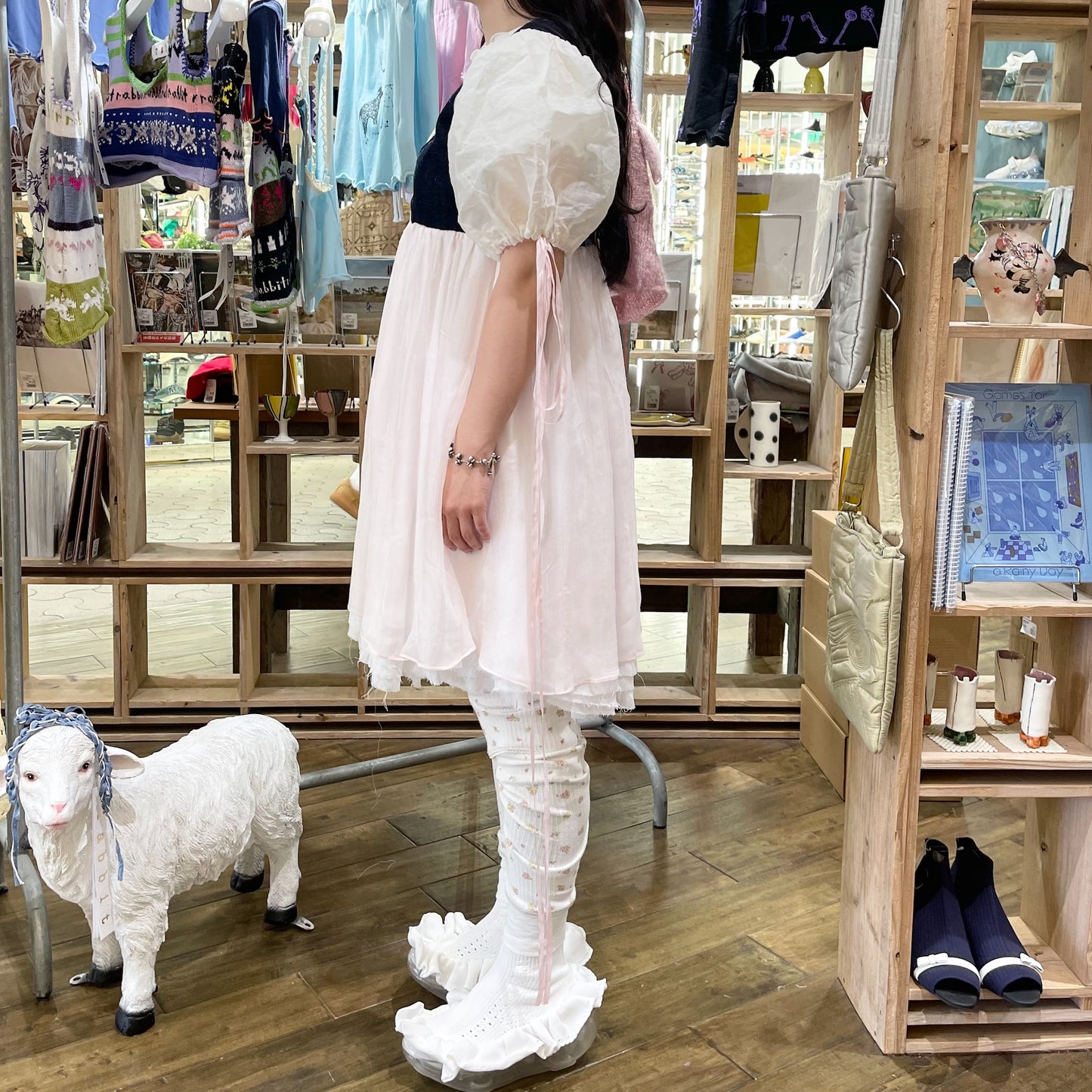 Seline dress / Solo rabbit embroidered / デニムミニドレス