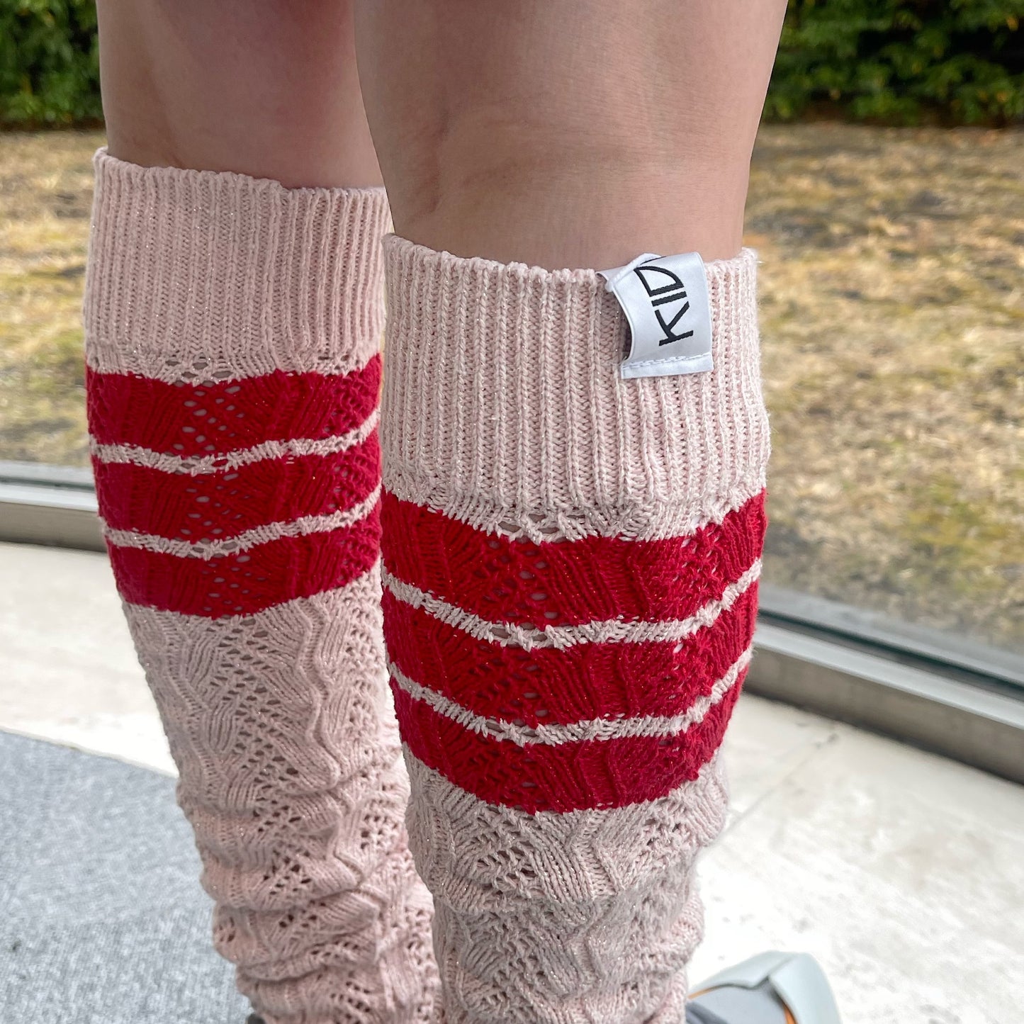 OVER KNEE LACE KNIT SOCKS / PEPPERMINT BUTLER PINK × RED / オーバーニーレースニットソックス
