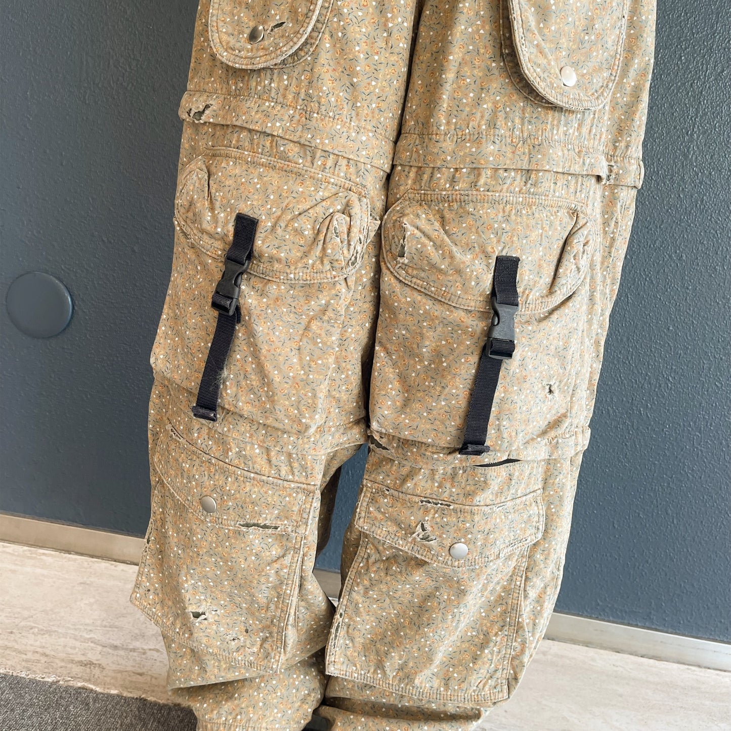 DESTROY BONDING UTILITY PANTS / KHAKI FLOWER / デストロイボンディングパンツ