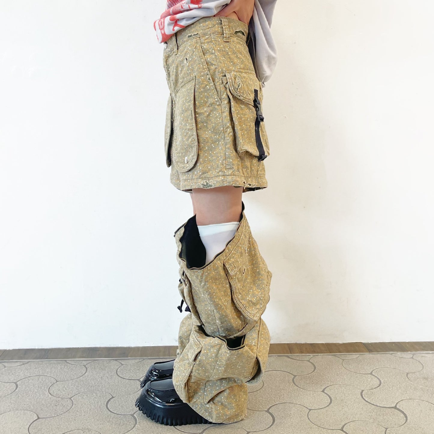 DESTROY BONDING UTILITY PANTS / KHAKI FLOWER / デストロイボンディングパンツ