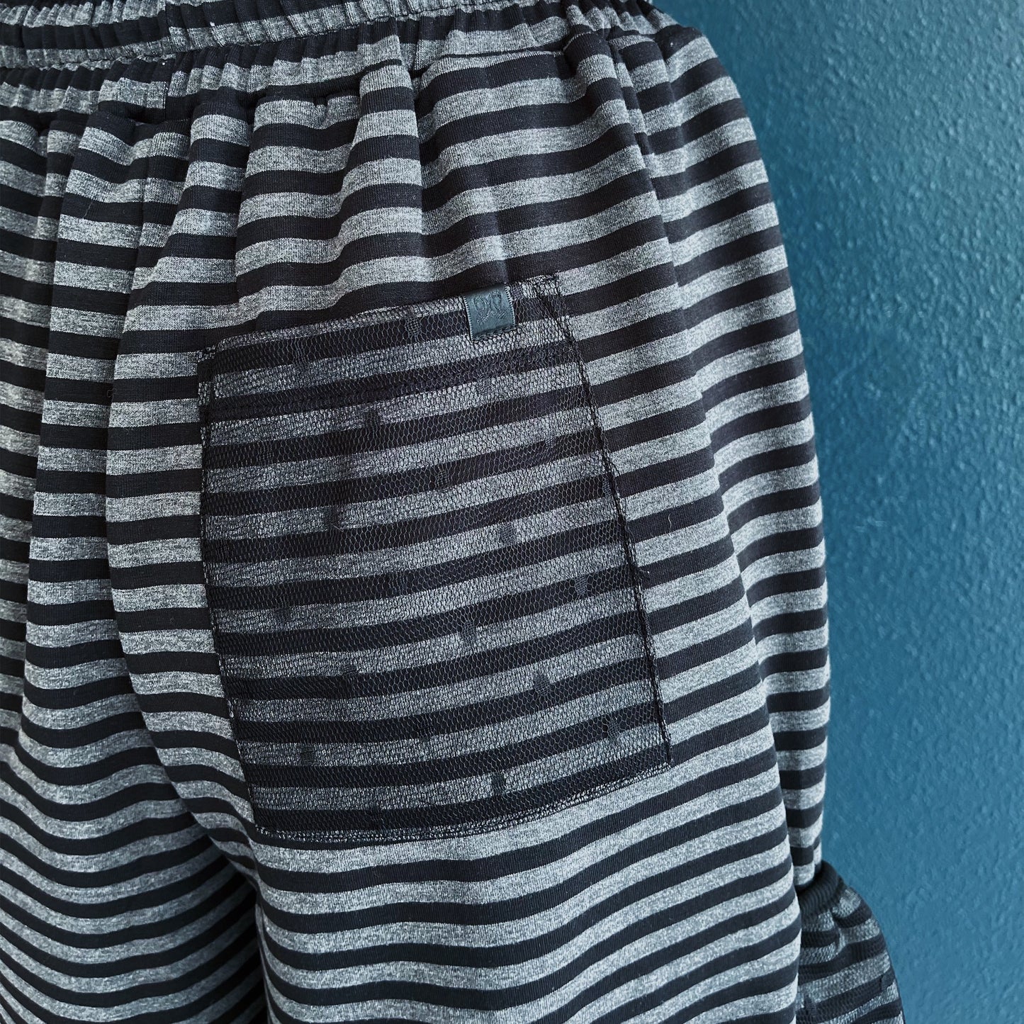 Mixed Pattern Ruffled Pants / Black / ストライプラッフルパンツ