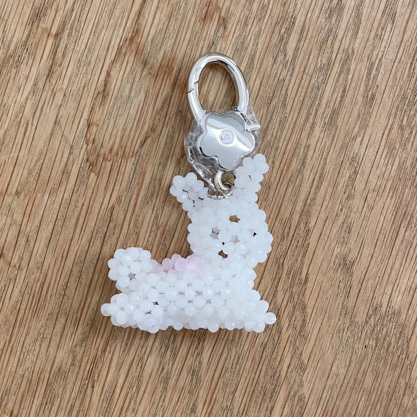 White Rabbit Key Ring / うさぎのビーズキーリング