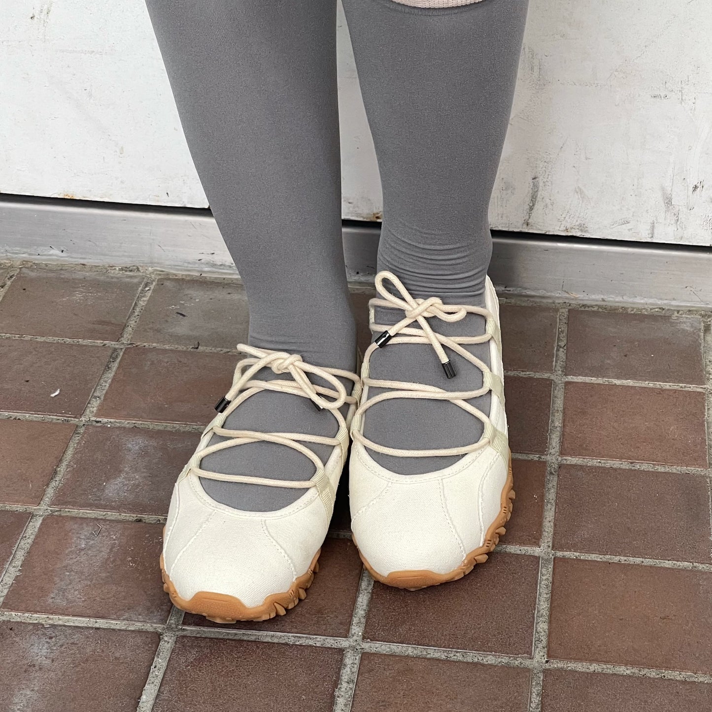 Turn / Natural / yushokobayashiシューズ