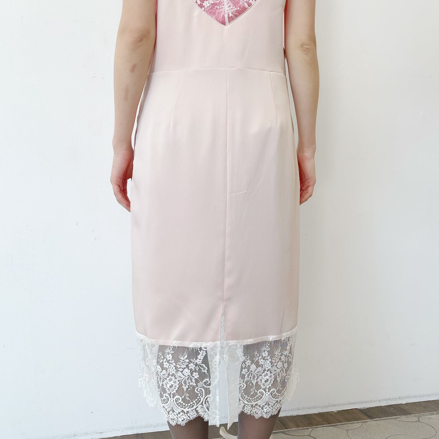chemise dress / pink × white lace / サテンレースドレス