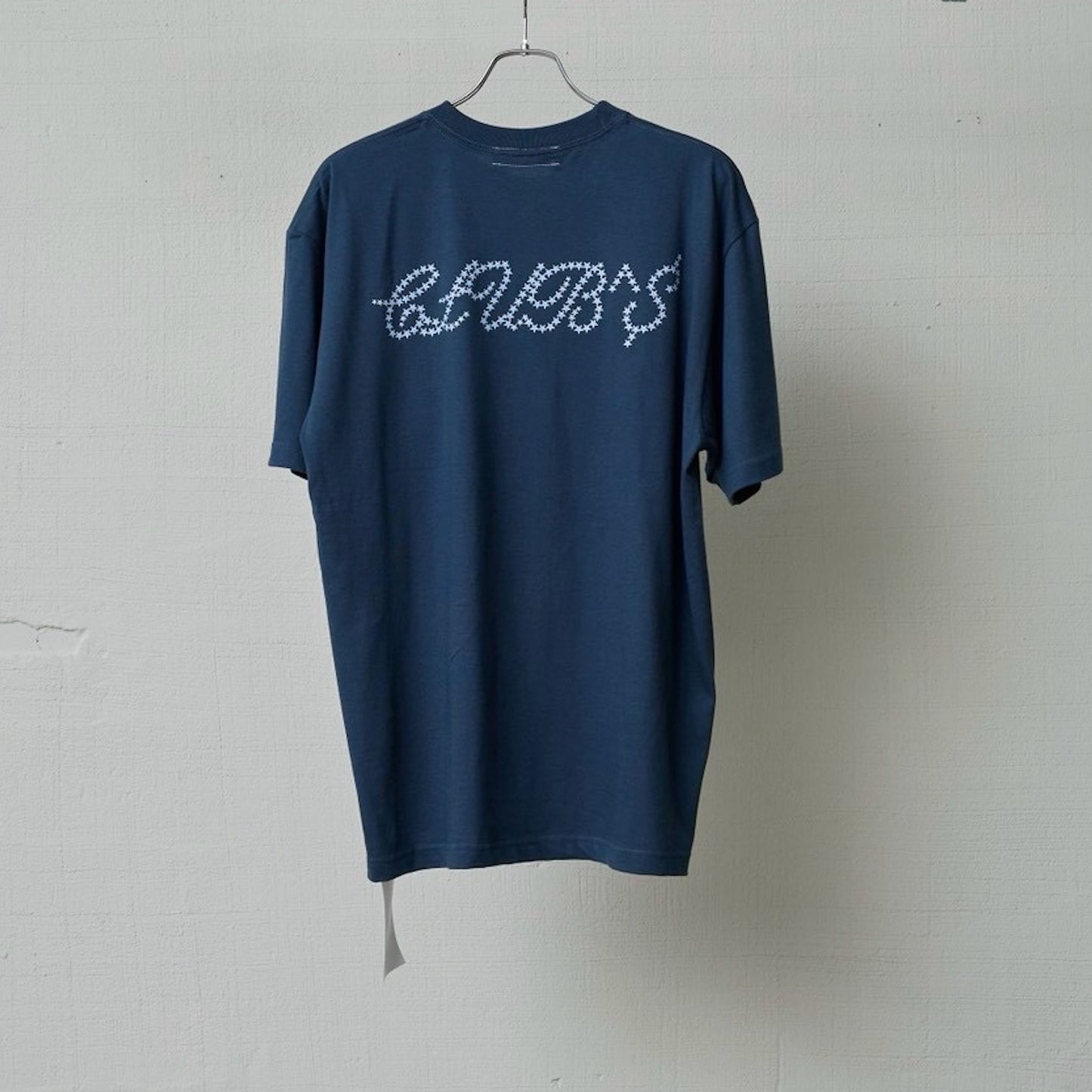 ROMintheFloor TEE / NAVY / グラフィックプリントTシャツ