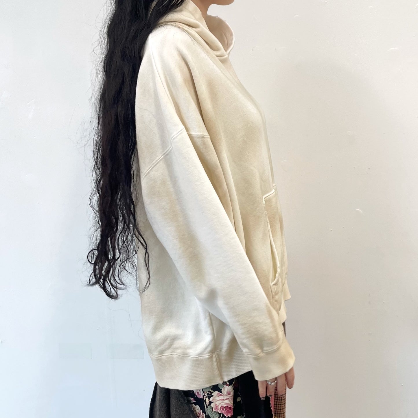 HOODIE/PHOTOCHROMIC/DARKD / WHITE / プリントフーディー