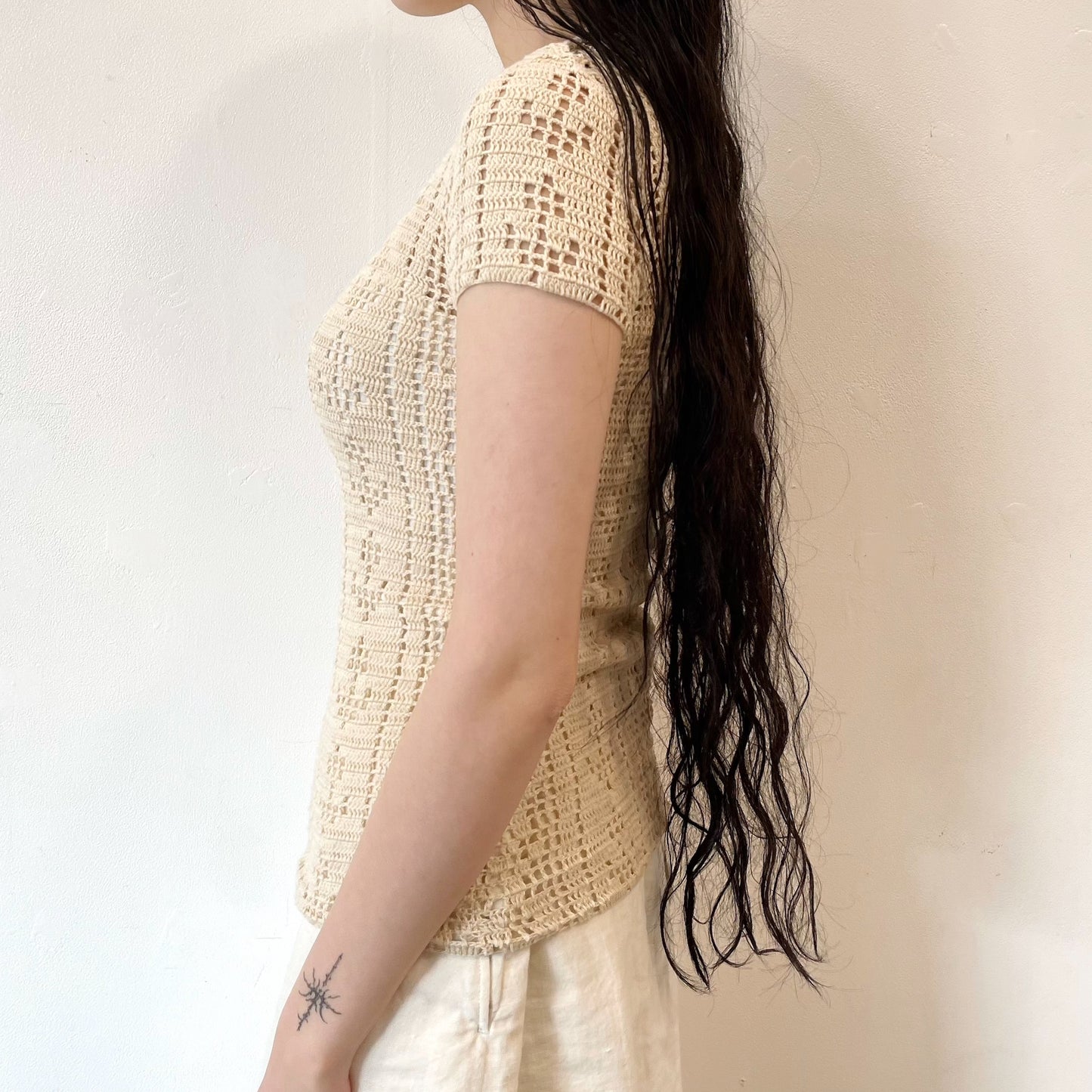 crochet t-shirts / beige / クロシェ編みTシャツ
