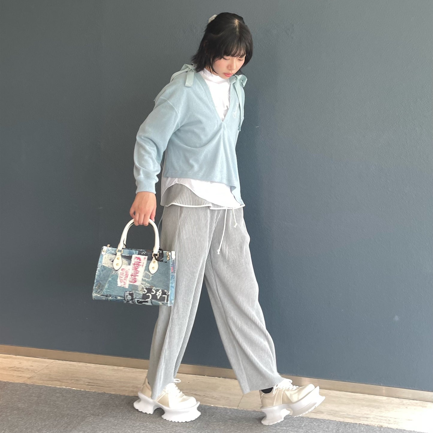 CRISP PIPING PANTS / GRAY / クリスプパイピングパンツ