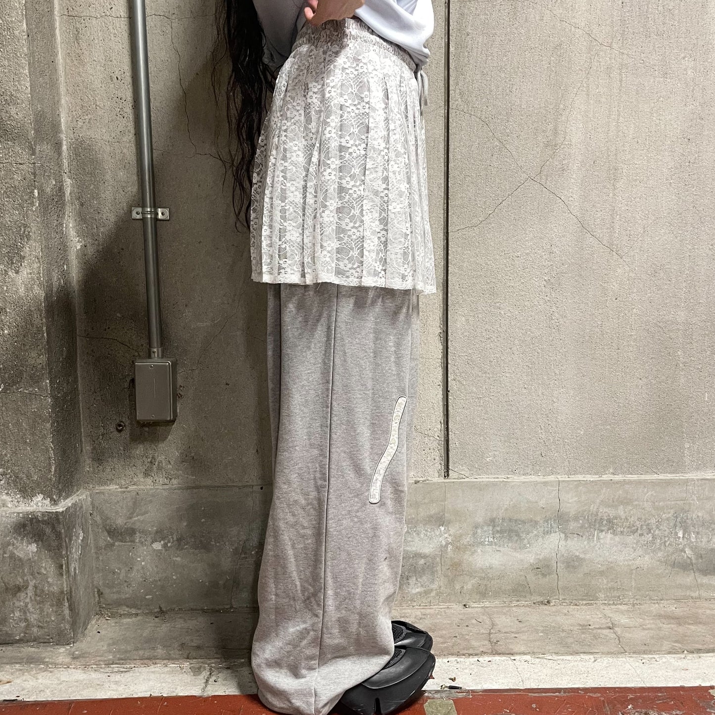 Lucy applique skirt pants / Gray / アップリケスカートパンツ