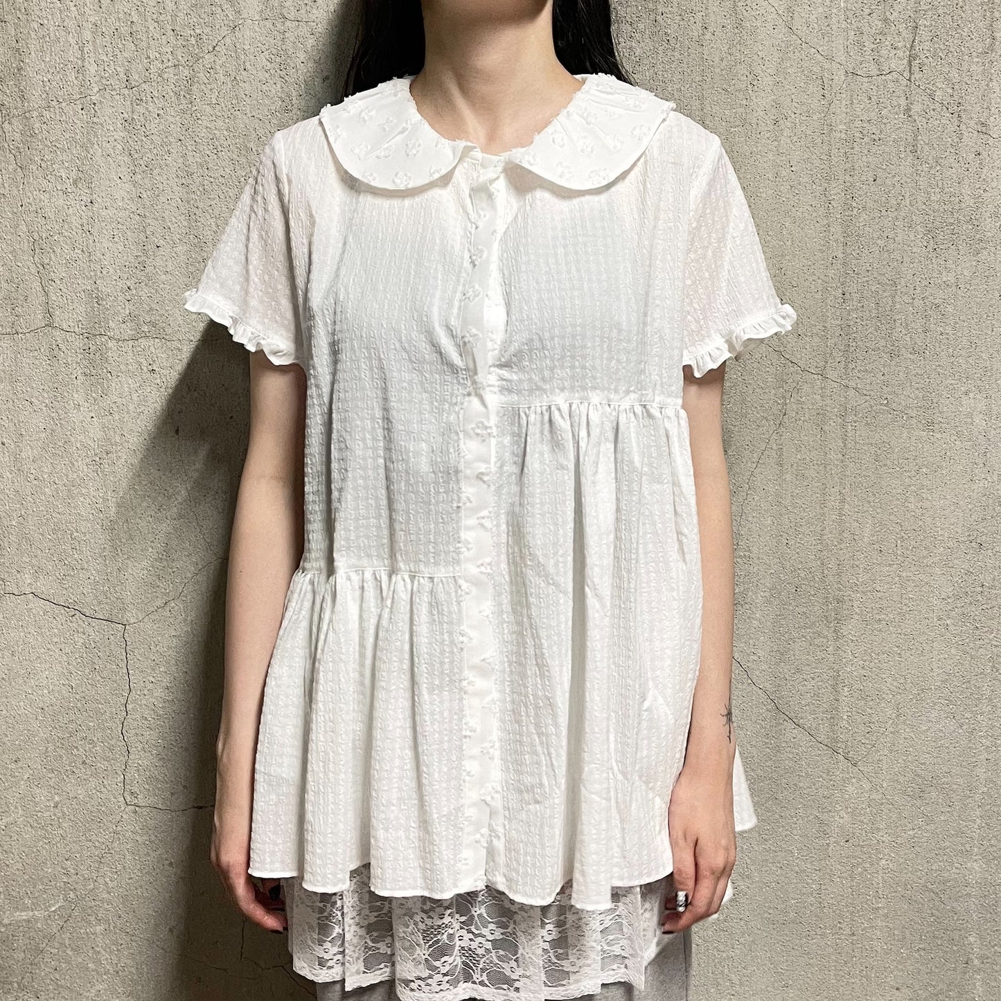 Textured Collar Top / White / テクスチャーブラウス