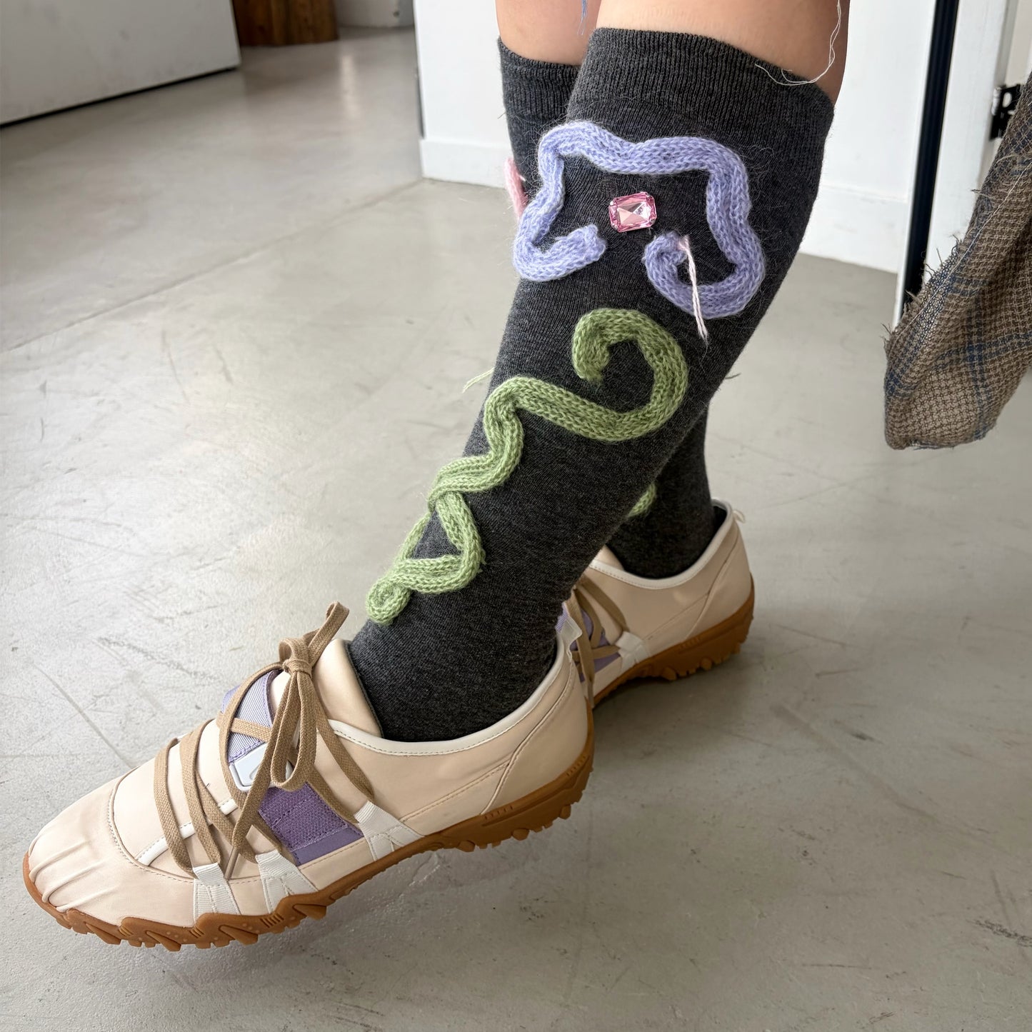 Flower socks / Grey / フラワーソックス