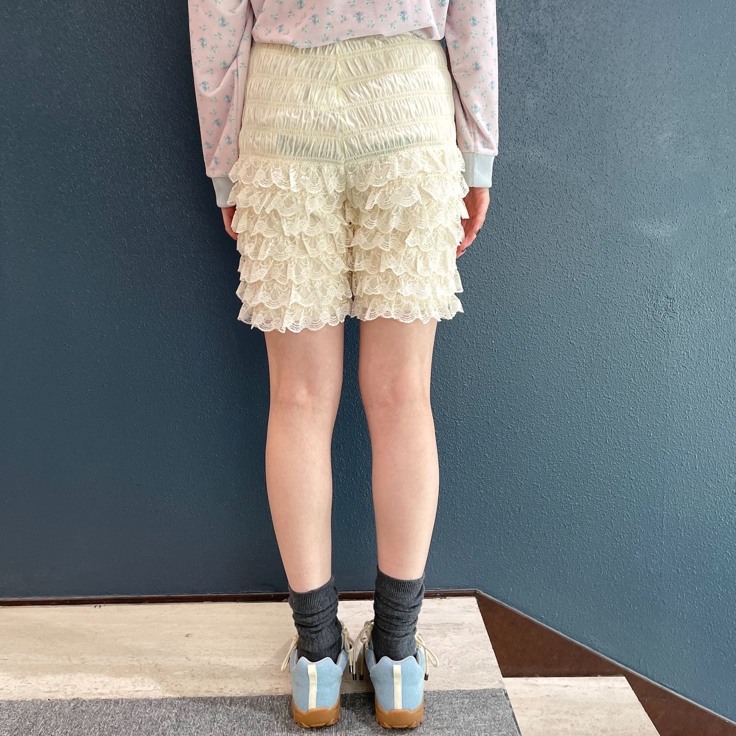 Nell biker shorts / Butter cream / フリルレースショーツ