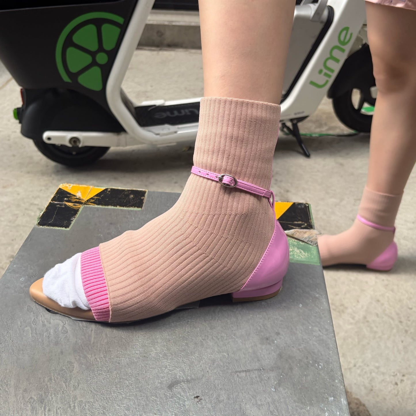 SOCKS PLUS PLUS / PINK / ソックスストラップシューズ