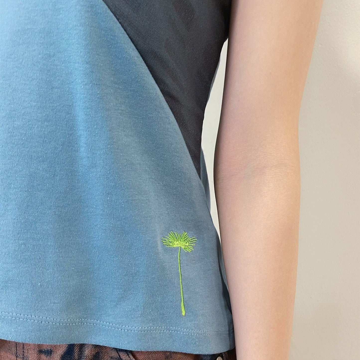Panelled shiring top / blue / パネルシャーリングトップ