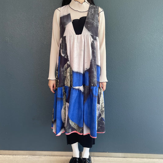 REVERSIBLE GATHER ONE-PIECE / BLUE x PINK / リバーシブルギャザーワンピース