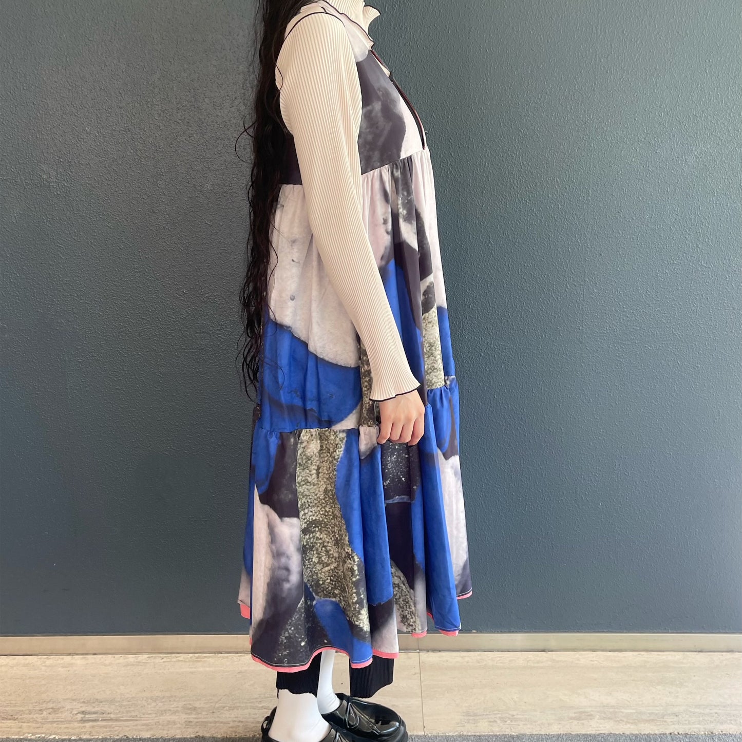 REVERSIBLE GATHER ONE-PIECE / BLUE x PINK / リバーシブルギャザーワンピース