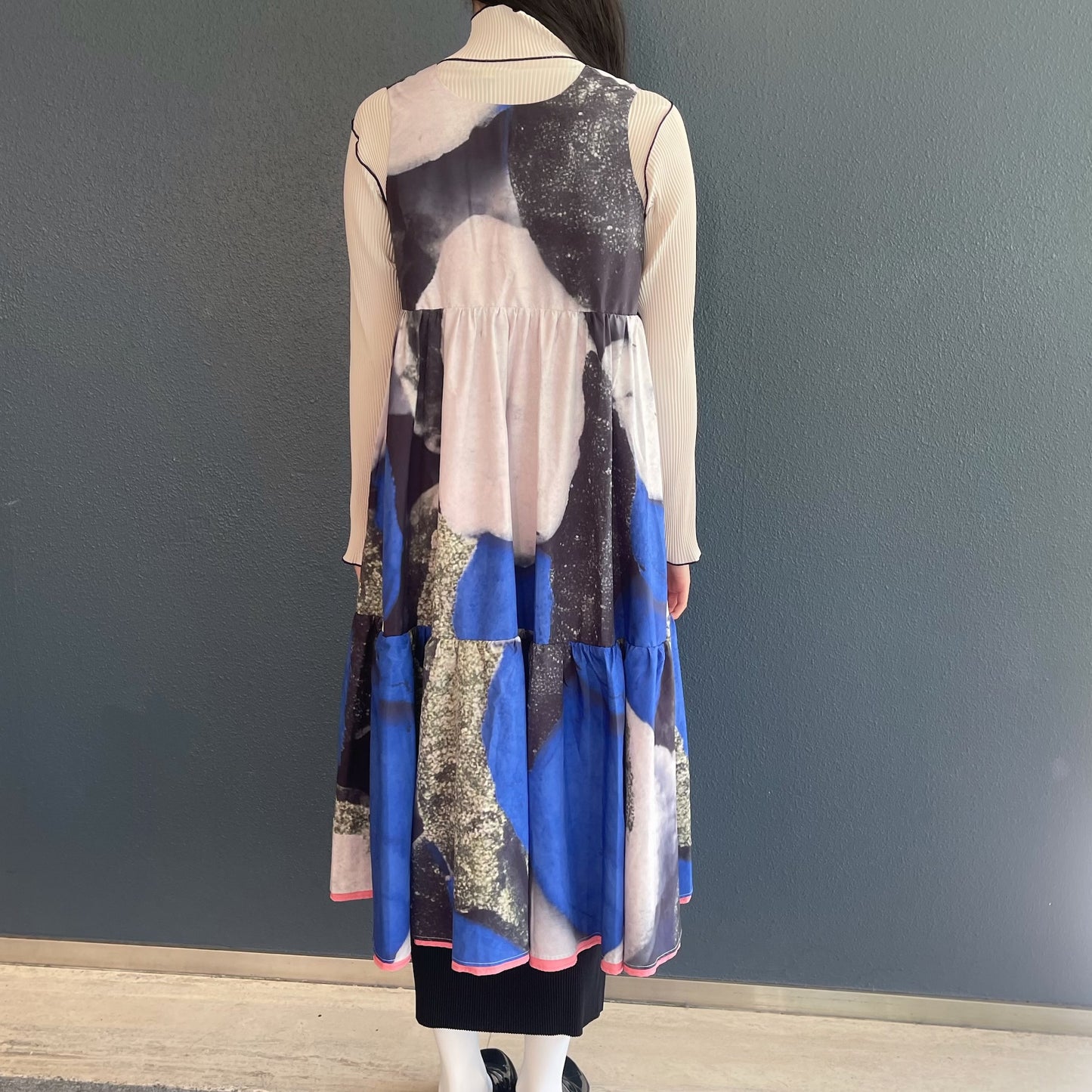 REVERSIBLE GATHER ONE-PIECE / BLUE x PINK / リバーシブルギャザーワンピース